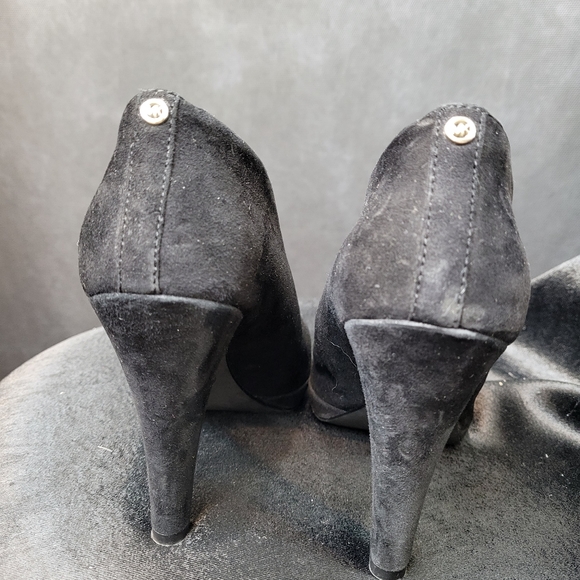 Michael Kors Black Suede Booties - Picture 4 of 4